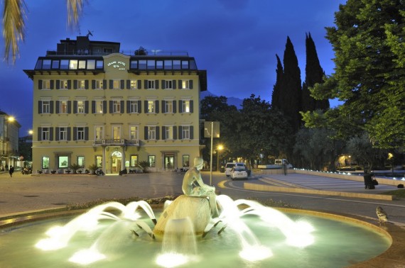 GRAND  HOTEL  RIVA  **** – Riva del Garda ( TN )